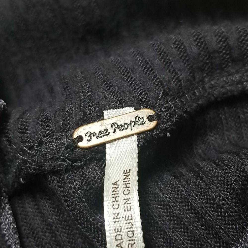 Free People Turtle Neck - Picture 8 of 8